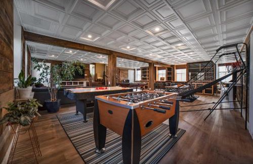 Morris-Turnberry House | The Chapel Retreat