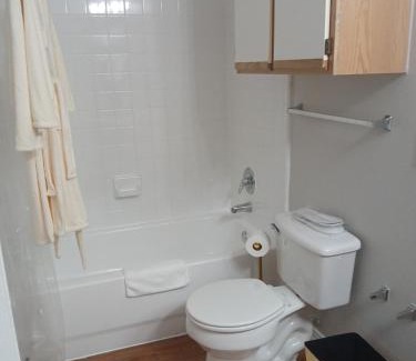 Austin Apartment | The Charington At Bluff Springs