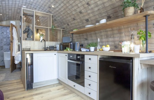 East Horrington Cabin | The Charm Inn, The Little Burrow