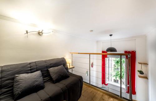 Boucle - Gros Caillou Apartment | The charming studio in Croix-Rousse AIL