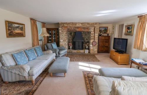 Littlebredy House | The Cheesehouse