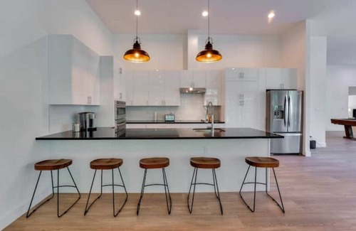 Conroe House | The Cherry House