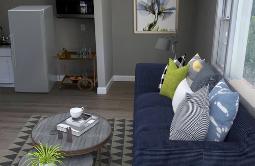Oxon Hill Bed & Breakfast | “The Chesterfield” Bright and Airy Private Studio