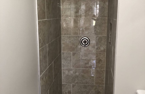 Oxon Hill Bed & Breakfast | “The Chesterfield” Bright and Airy Private Studio