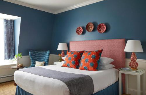 Edgartown Bed & Breakfast | The Christopher, The Edgartown Collection