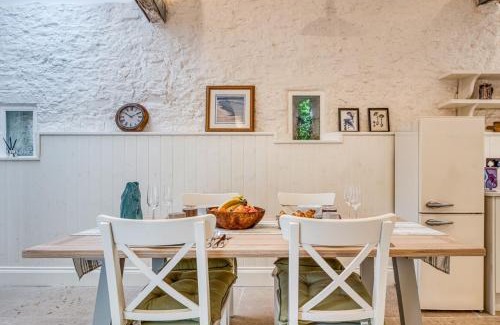 Newton St Loe House | The Cider Barn - Gorgeous Rural Escape Near Bath!