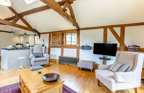 Hereford Cottage | THE CIDER MILL, romantic, with open fire in Westhope, Herefordshire