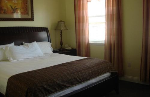 Northern Cambria Hotel | The City Hotel Bar & Grill
