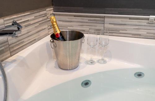 Cannizzaro Apartment | The Cliff Appartament Suite