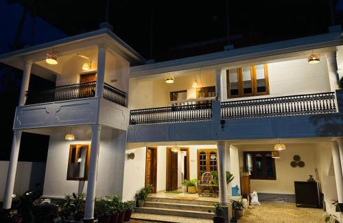 Varkala House | THE CLIFF FORT , private entire bunglaow at varkala cliff