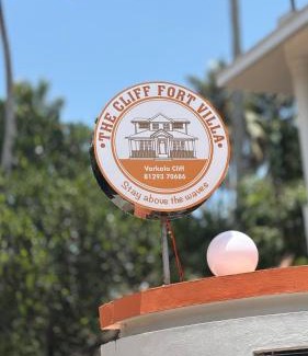 Varkala House | THE CLIFF FORT , private entire bunglaow at varkala cliff