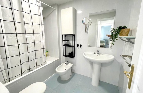 Porto de Espasante Apartment | The Cliffs - Golden Espsante