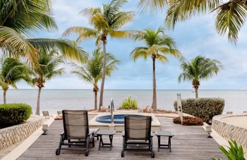 Blossom Village Condo | The Club at Little Cayman - Luxurious Living