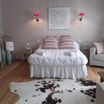 Conques-sur-Orbiel Bed & Breakfast | The Coach House