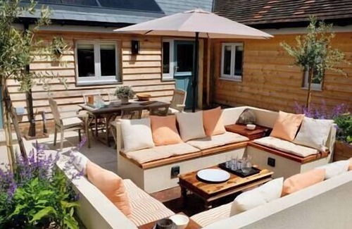 Scaynes Hill House | The Coach House @ Hoods Croft