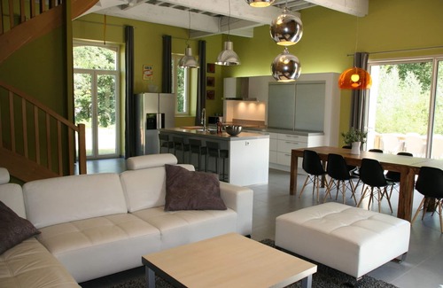 Cahuzac House | The coach-house of Castle Portos, Airconditioning, own heated swimming pool, 14p