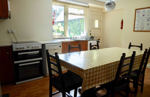 Goveton Cottage | The Coach House Sleeps 6 (3 Bedrooms)