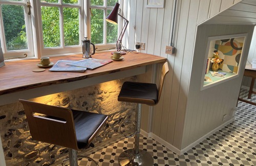 Dorchester Cottage | THE COACH HOUSE - TRINITY LODGE, pet friendly in Cerne Abbas