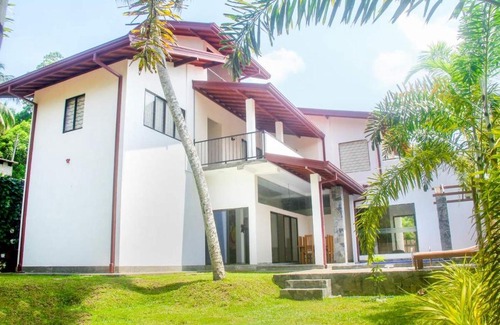 Darga Town Villa | The Coconut Tree Villa