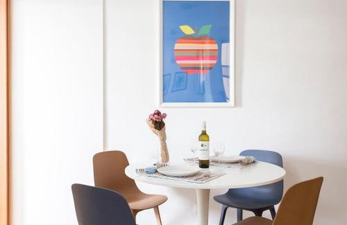 El Parc i la Llacuna del Poblenou Apartment | The Collection Barcelona - Sunny 3BD only for Families in Poblenou next to the sea!