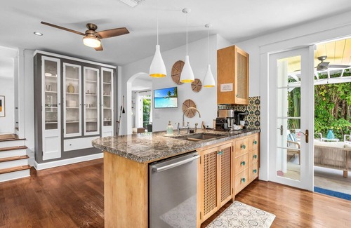 West Palm Beach House | The Colony House on Croton - Palm Beach Luxury