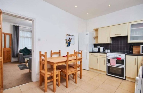 Skipton House | The Comfortable Cottage of The Dales - Sleeps 5
