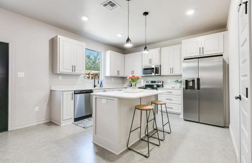 San Angelo House | The Concho 3 BR 2.5 BA
