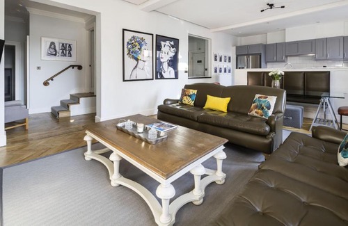 City of Westminster Apartment | The Connaught Suite