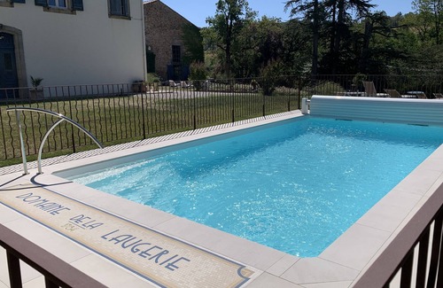 Castres Cottage | The Consul's relay