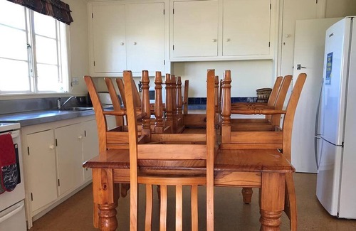 Castlepoint House | The Cook House At Castlepoint Beach - Group Accommodation -