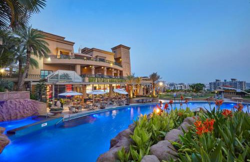 Pune Resort | The Corinthians Resort