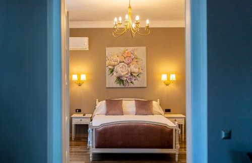 Hunedoara Apartment | The Corner House