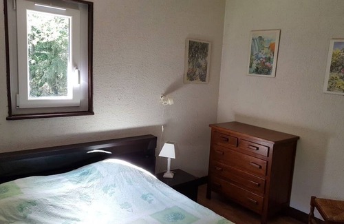 St-Andre-de-l'Eure Cottage | The cottage in the heart of the forest