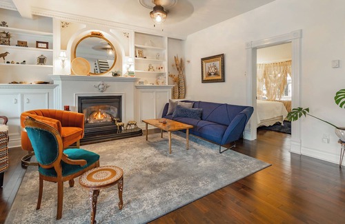 Chemainus Bed & Breakfast | The Cottage and Castle