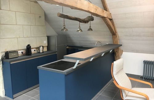 Allonnes House | The cottage and the granary of Russé