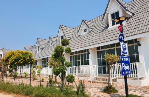 Chaiyaphum Hotel | The Cottage at Chiyaphum