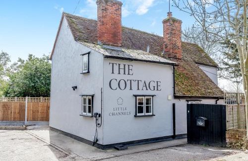Chelmsford House | The Cottage