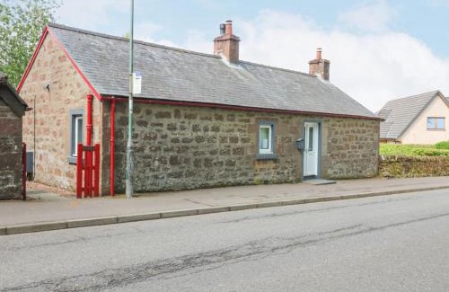Kirriemuir House | The Cottage