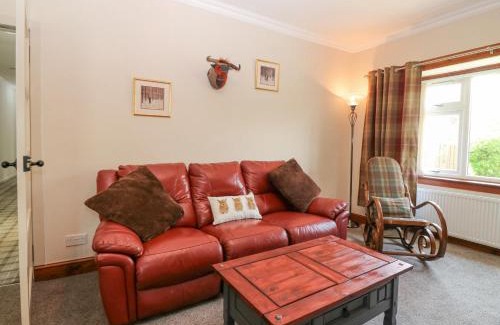 Kirriemuir House | The Cottage