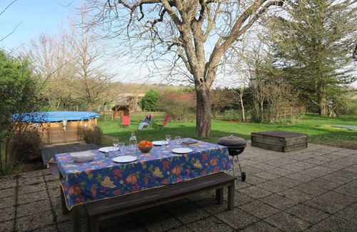 Luzille Cottage | The cottage welcomes you near the castles of the Loire.