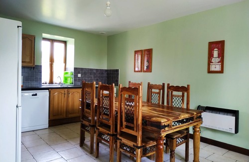 Monsireigne Cottage | The Courtyard Cottage Gite 25kms Parc Puy du Fou