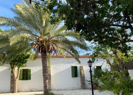 Episkopi House | The Courtyard Episkopi Guest Houses