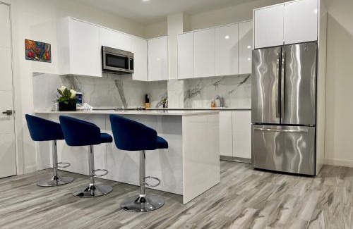 Palm Beach Apartment | The Cove - Condo Hotel - Palm Beach Strip