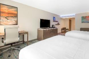 Harbor Hotel | The Cove Hotel
