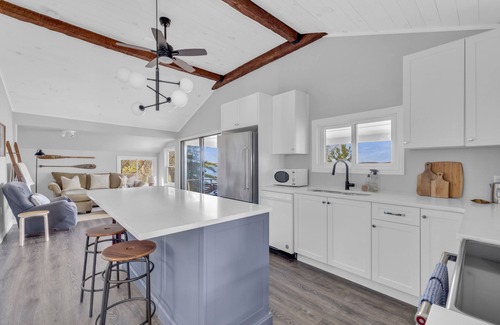 Prince Edward House | The Cove | Lake on the Mountain | 2 Bedrooms