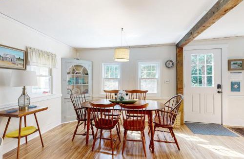 Bayville House | The Cove