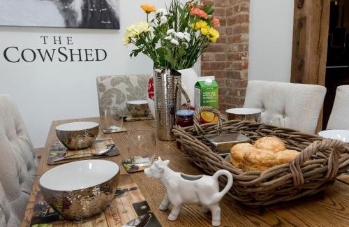 Horning House | The Cow Shed