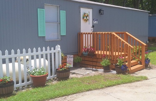 Hinesville House | The Cozy Main Suite 2-bedroom mobile home in welcoming Hinesville with WiFi, Ac
