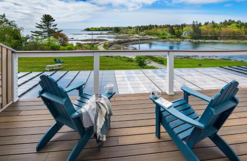 Tenants Harbor Hotel | The Craignair Inn & Causeway Restaurant