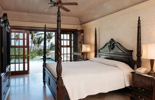 Diamond Valley Resort | The Crane Resort 2BR+3Bth. Ocean View. Priv 28' pool Kitchen+LivingRoom Sleep 6
